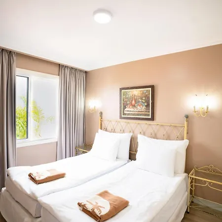 Coral La Quinta Park * 圣乌尔苏拉